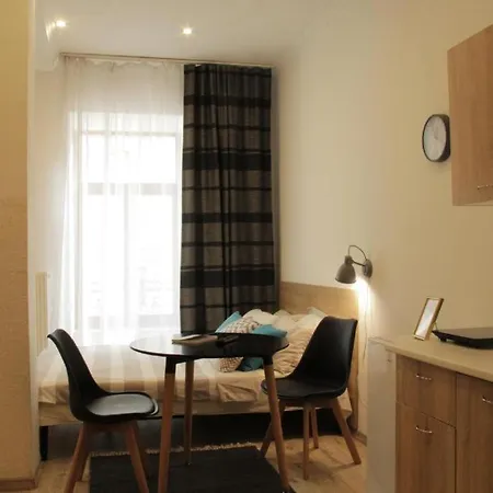 для пари Opera House Apartment *